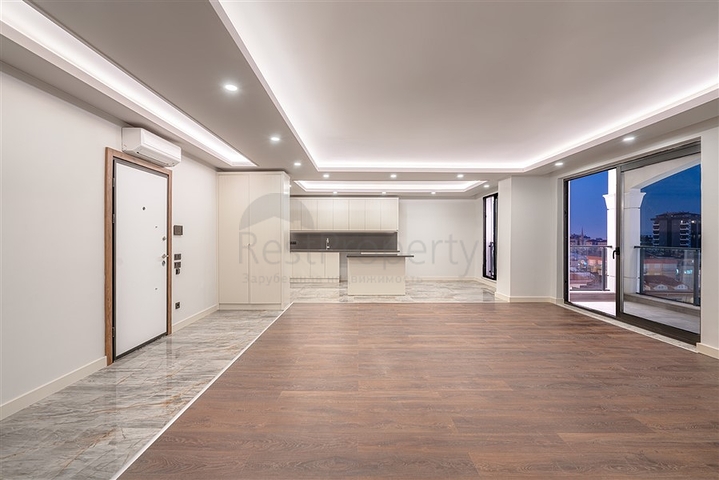 3+1 Wohnung in einem neuen Komplex in der Nähe von Kleopatra Beach