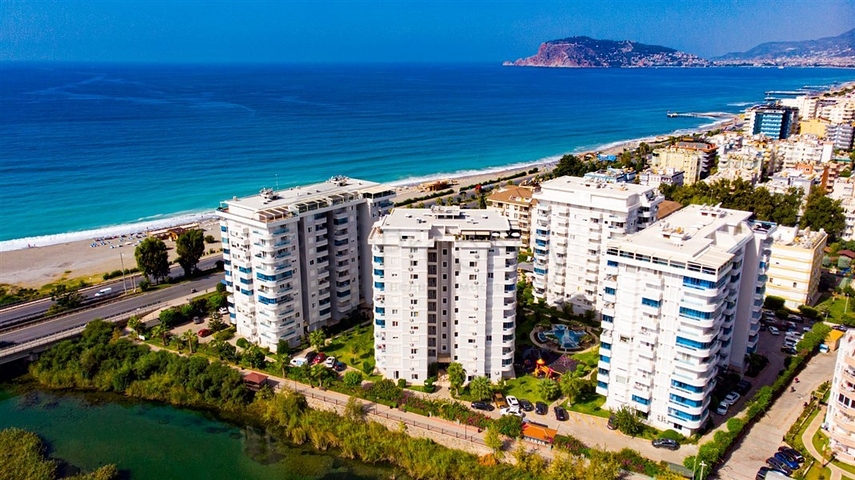 3+1 Wohnung am Meer im Stadtteil Tosmur
