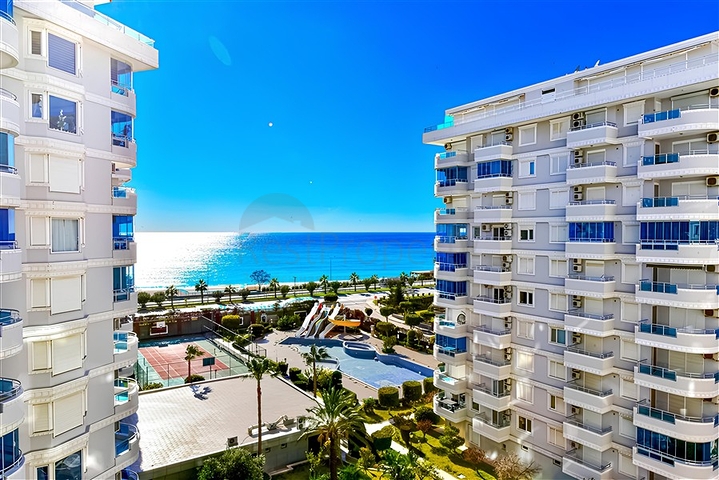 3+1 Wohnung am Meer im Stadtteil Tosmur