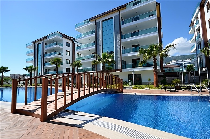 Geräumiges 4+1-Penthouse in einer modernen Anlage in Oba/Alanya