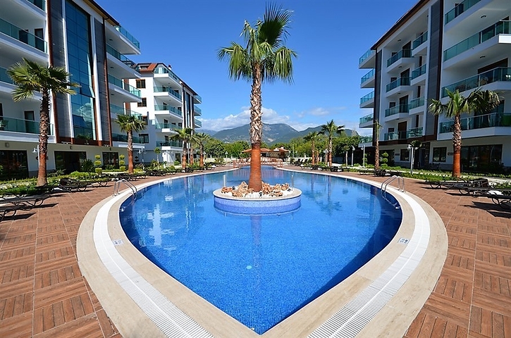 Geräumiges 4+1-Penthouse in einer modernen Anlage in Oba/Alanya