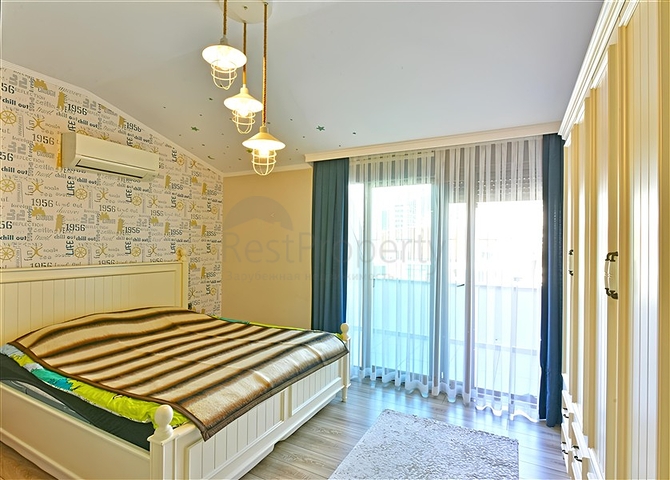 Geräumiges 4+1-Penthouse in einer modernen Anlage in Oba/Alanya