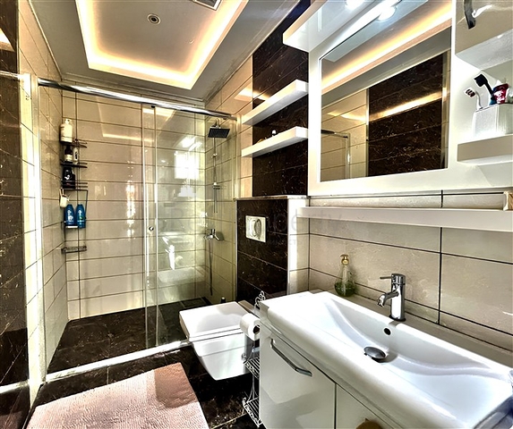 Geräumiges 4+1-Penthouse in einer modernen Anlage in Oba/Alanya