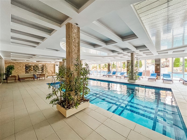 Zweizimmerwohnung in einem Komplex mit reicher Infrastruktur