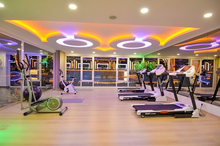 Zweizimmerwohnung in einem Komplex mit reicher Infrastruktur