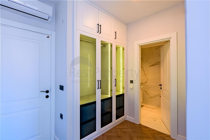 4+1 Penthouse mit Meerblick an der ersten Küste