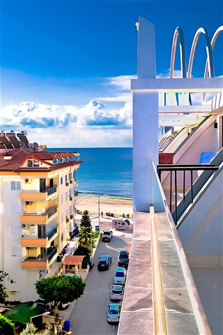 4+1 Penthouse mit Meerblick an der ersten Küste