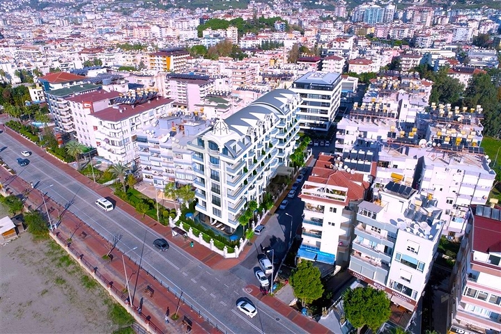 Penthouse 3+1 in einem neuen Komplex an der ersten Küste in Alanya