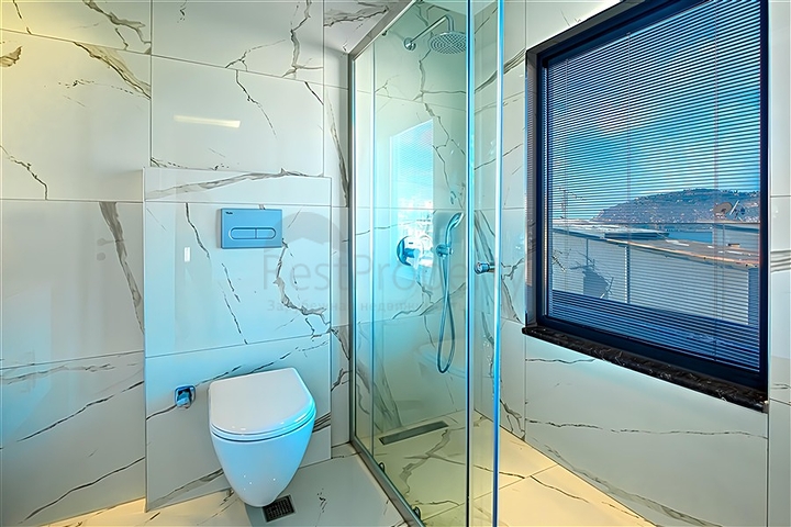 Penthouse 3+1 in einem neuen Komplex an der ersten Küste in Alanya