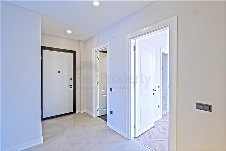 Penthouse 3+1 in einem neuen Komplex an der ersten Küste in Alanya