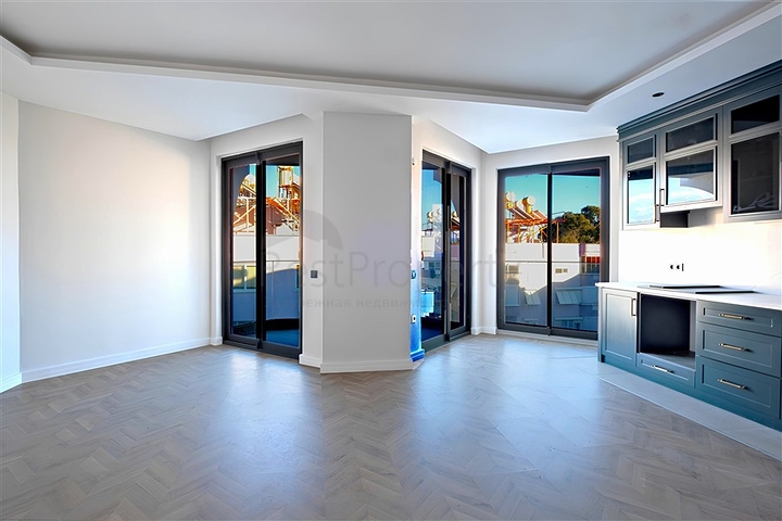 Penthouse 2+1 20 m vom Meer entfernt im Zentrum von Alanya