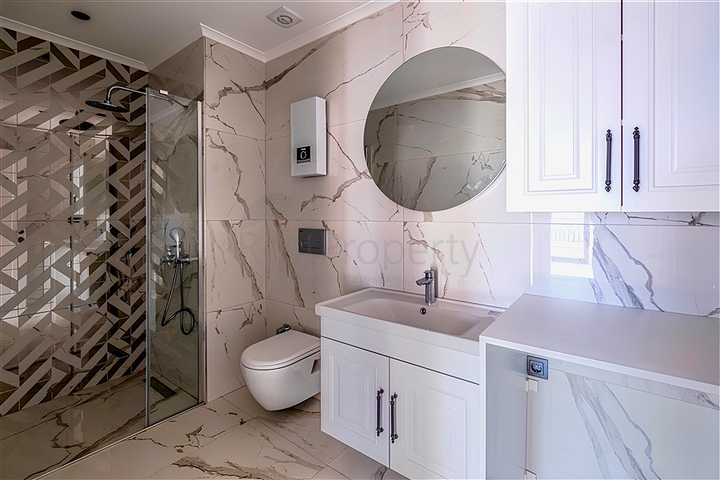 Penthouse 2+1 20 m vom Meer entfernt im Zentrum von Alanya