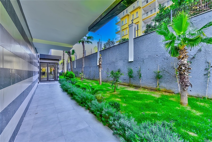 Penthouse mit drei Schlafzimmern in einem neuen Komplex mit Meerblick