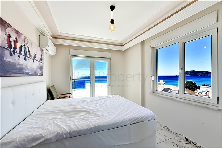 2+1 Wohnung in erster Linie mit Meerblick