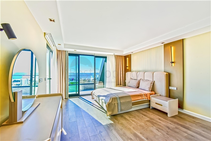 Komplex von luxuriösen Villen mit Meerblick in Avsallar