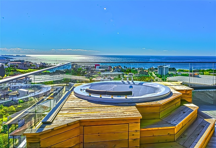 Komplex von luxuriösen Villen mit Meerblick in Avsallar