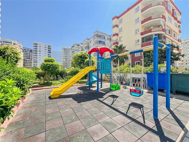 Zweizimmerwohnung in einem der besten Komplexe von Mahmutlar 