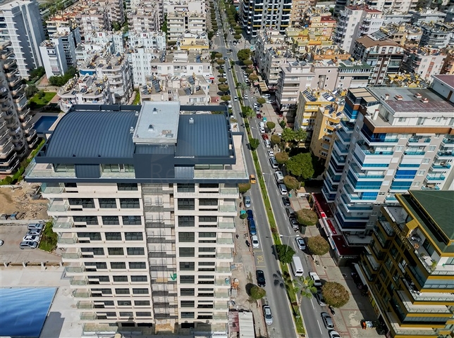 1+1 Wohnung in einem neuen Komplex an der ersten Küste