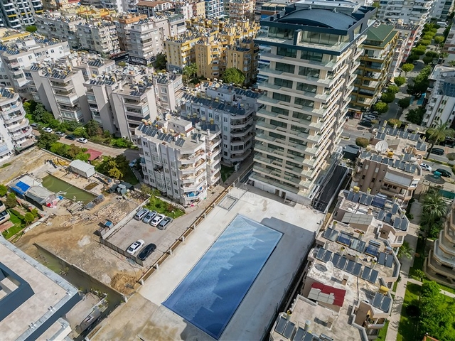 1+1 Wohnung in einem neuen Komplex an der ersten Küste