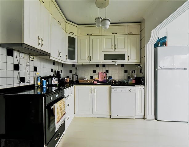 Dreizimmerwohnung in Mahmutlar zu einem günstigen Preis