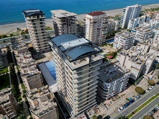 1+1-Wohnung in einem Luxus-Komplex an der ersten Küste