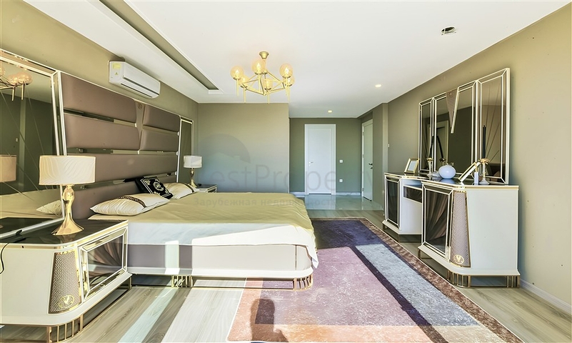 Moderne 5+1 Villa mit Meerblick im Zentrum von Alanya