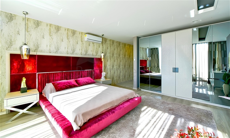 Moderne 5+1 Villa mit Meerblick im Zentrum von Alanya