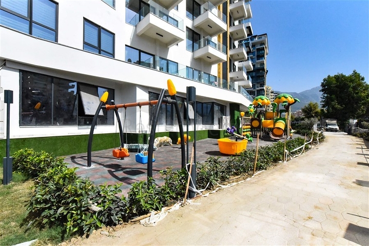 1+1 Wohnung an der ersten Küste in Mahmutlar