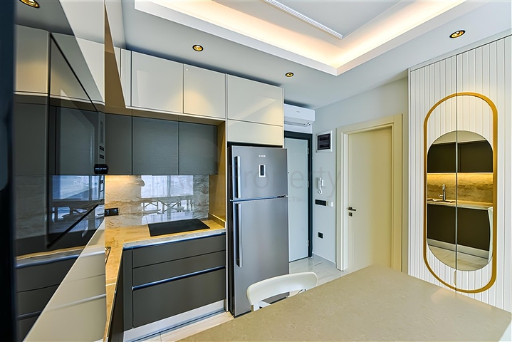 1+1 Wohnung an der ersten Küste in Mahmutlar