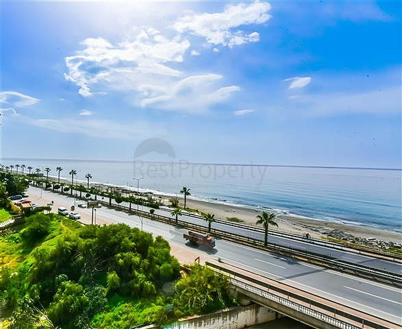 1+1 Wohnung an der ersten Küste in Mahmutlar