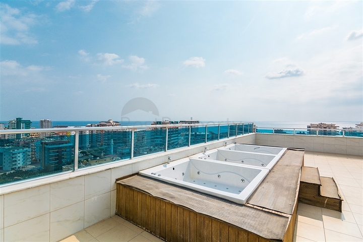 Zweizimmerwohnung in Mahmutlar 350 m vom Meer entfernt