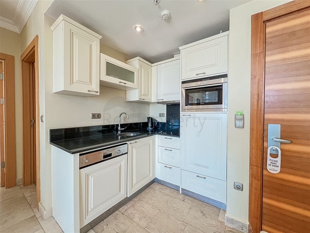 2+1 Meerblick-Wohnung in einer Anlage mit Hotelinfrastruktur im Bezirk Kargicak/Alanya