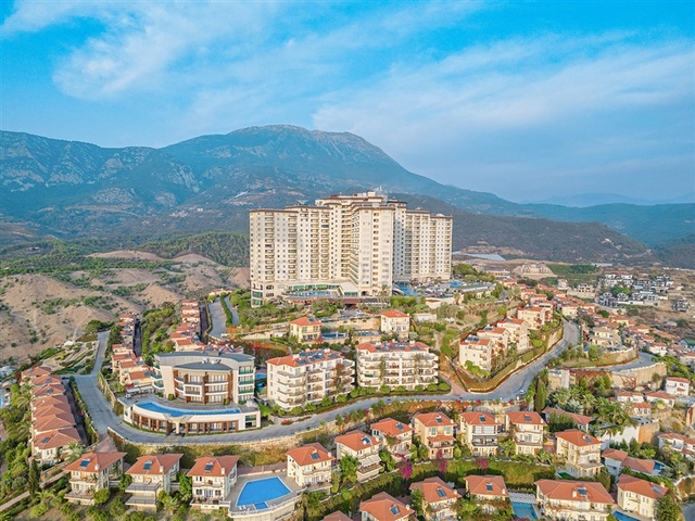2+1 Meerblick-Wohnung in einer Anlage mit Hotelinfrastruktur im Bezirk Kargicak/Alanya