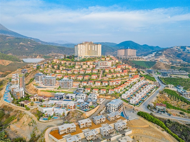 2+1 Meerblick-Wohnung in einer Anlage mit Hotelinfrastruktur im Bezirk Kargicak/Alanya