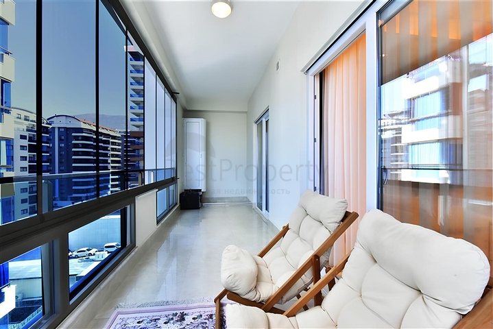 Geräumiges 1+1 im neuen Komplex des Bezirks Mahmutlar