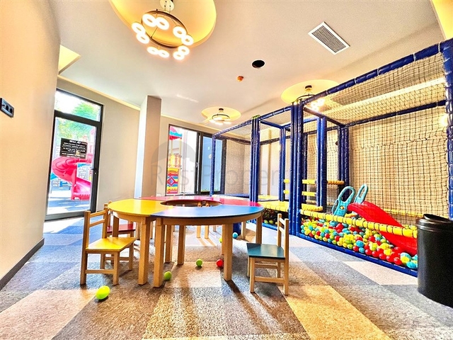 1+1 Wohnung mit Meerblick an der ersten Küste