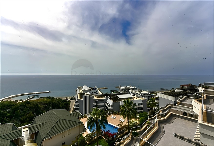 Luxuswohnung mit Meerblick und voller Infrastruktur im Herzen von Konakla 