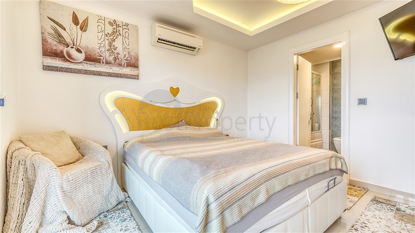 Geräumiges 3+1 Penthouse in Mahmutlar