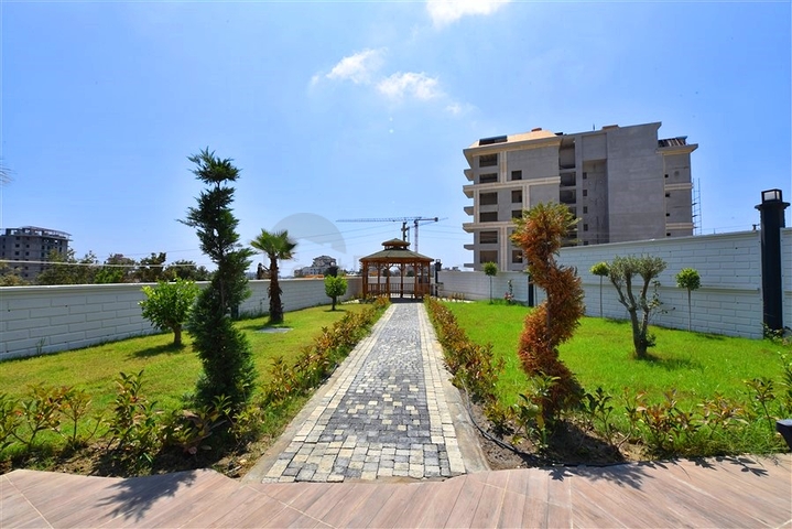 1+1 Apartment in einem neuen Komplex im Stadtteil Avsallar