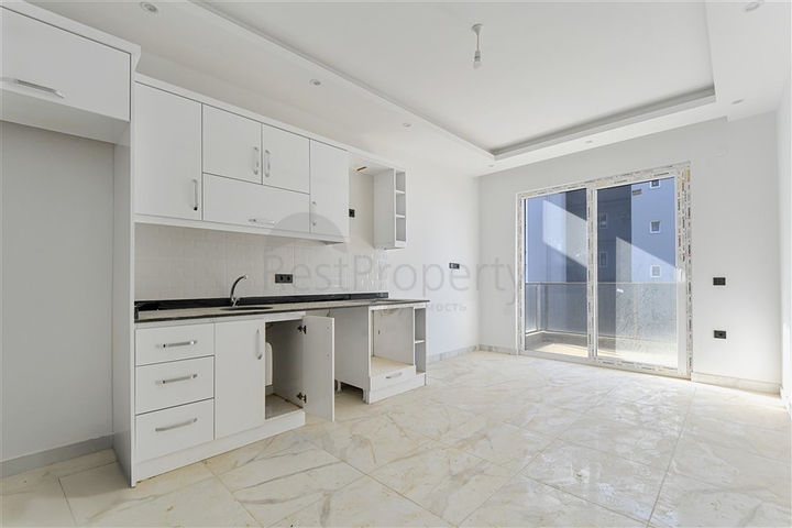 Zweizimmerwohnung in einem Komplex mit entwickelter Infrastruktur