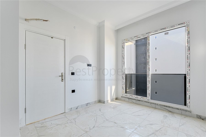 Zweizimmerwohnung in einem Komplex mit entwickelter Infrastruktur