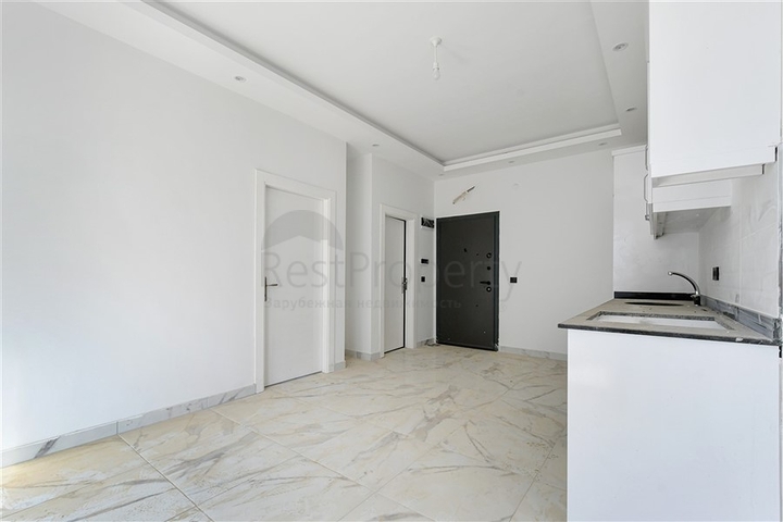 Zweizimmerwohnung in einem Komplex mit entwickelter Infrastruktur