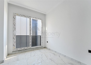 Zweizimmerwohnung in einem Komplex mit entwickelter Infrastruktur