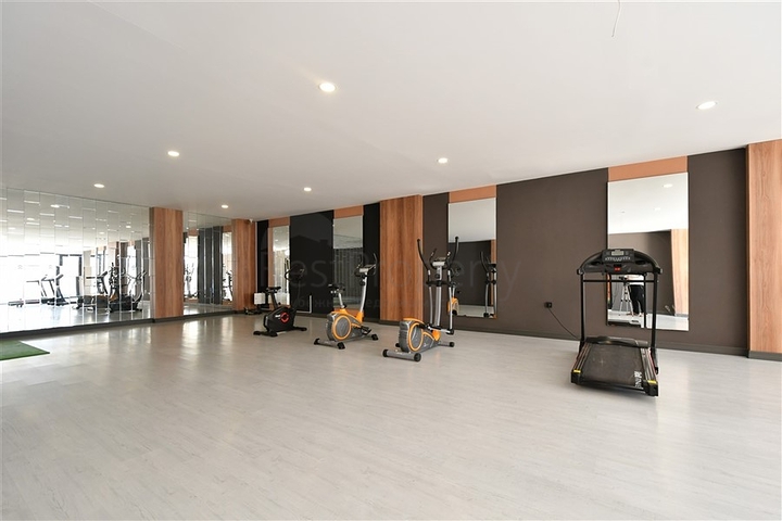 Gemütliche 1+1 Wohnung in einer Anlage umgeben von Nadelwäldern in Avsallar