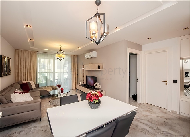 Edle 1+1 Wohnung mit Meerblick in einer hochwertigen Anlage im Stadtteil Kargicak