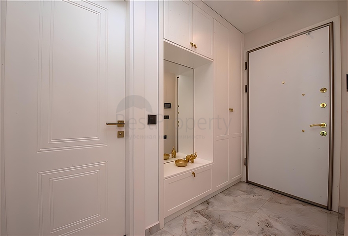 Edle 1+1 Wohnung mit Meerblick in einer hochwertigen Anlage im Stadtteil Kargicak