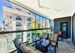 Edle 1+1 Wohnung mit Meerblick in einer hochwertigen Anlage im Stadtteil Kargicak