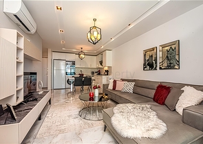 Edle 1+1 Wohnung mit Meerblick in einer hochwertigen Anlage im Stadtteil Kargicak