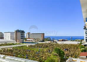 Edle 1+1 Wohnung mit Meerblick in einer hochwertigen Anlage im Stadtteil Kargicak