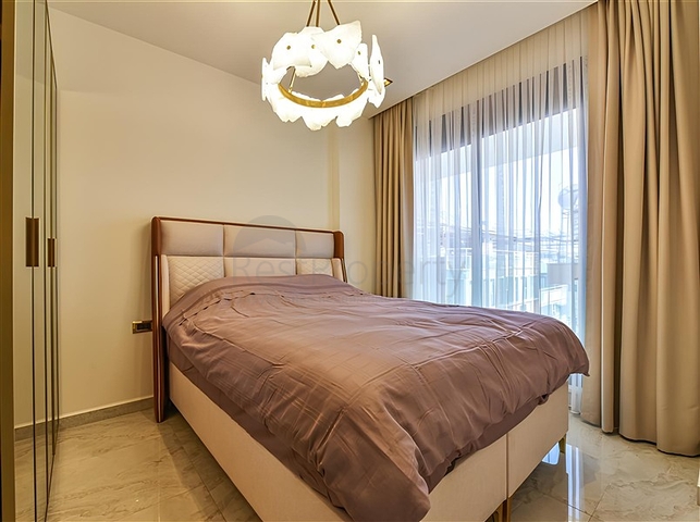 Penthouse 4+1 im Zentrum von Alanya, 150 m vom Meer entfernt